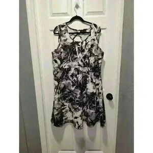 WEDDING GUEST Apt 9 Size 2X Black And White‎ Sleeveless Fit And Flare Dress EUC